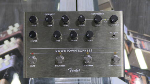 Fender Downtown Express Bass Multi Effect | Long & McQuade